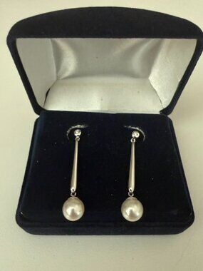 Vintage 14k White Gold Linear Bar Pearl Drop Earrings Diamond Stud (early 2000s)